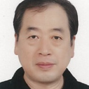 王 琦
