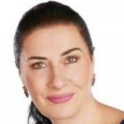 Zana Busby